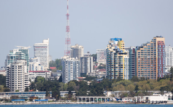 Цены не московские: как Сочи стал городом с самым дорогим в России жильем 